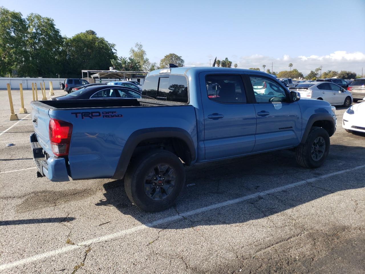 Photo 2 VIN: 5TFAZ5CN4KX075924 - TOYOTA TACOMA 