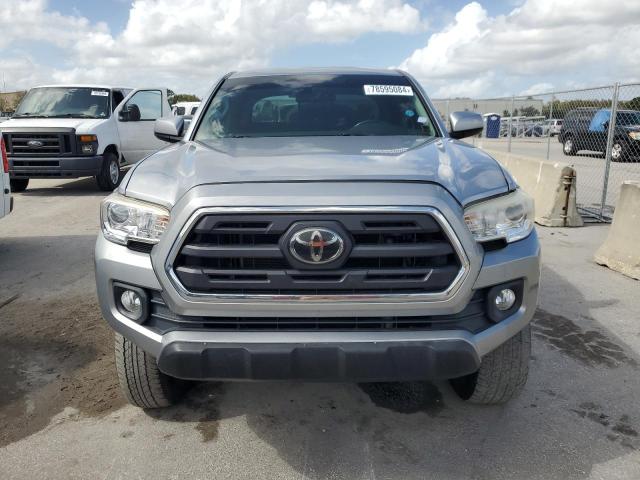 Photo 4 VIN: 5TFAZ5CN4KX076734 - TOYOTA TACOMA DOU 