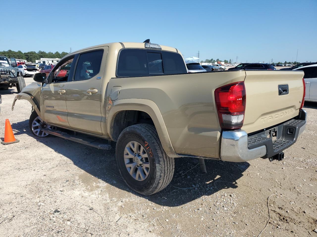 Photo 1 VIN: 5TFAZ5CN4KX085000 - TOYOTA TACOMA 