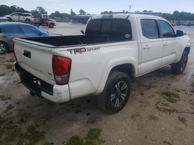 Photo 3 VIN: 5TFAZ5CN5GX005789 - TOYOTA TACOMA DOU 