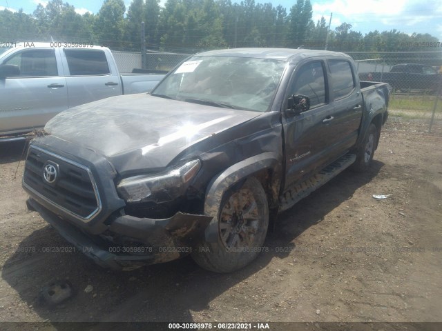 Photo 1 VIN: 5TFAZ5CN5HX037739 - TOYOTA TACOMA 