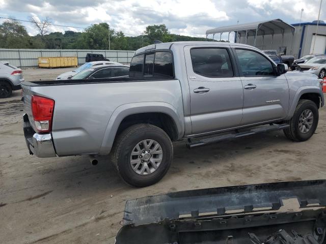 Photo 2 VIN: 5TFAZ5CN5HX049017 - TOYOTA TACOMA DOU 