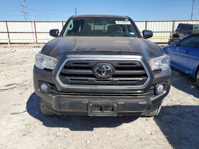 Photo 4 VIN: 5TFAZ5CN5KX077617 - TOYOTA TACOMA DOU 