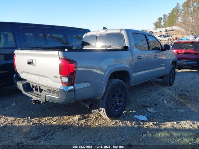 Photo 3 VIN: 5TFAZ5CN5MX109808 - TOYOTA TACOMA 