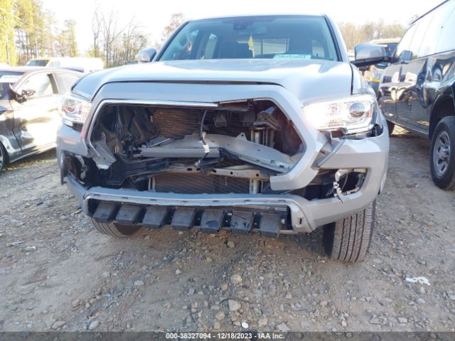 Photo 5 VIN: 5TFAZ5CN5MX109808 - TOYOTA TACOMA 