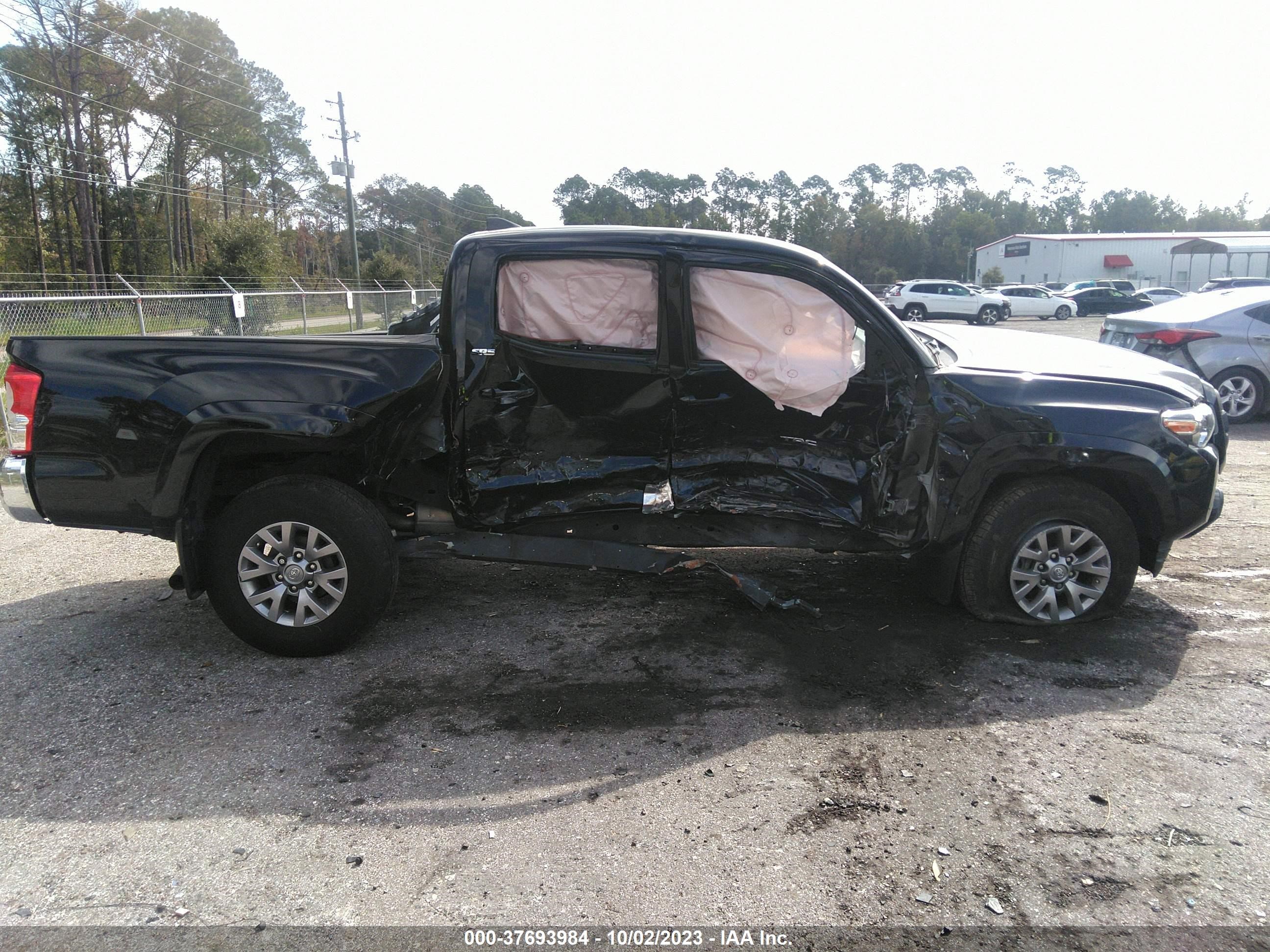 Photo 12 VIN: 5TFAZ5CN6HX052900 - TOYOTA TACOMA 