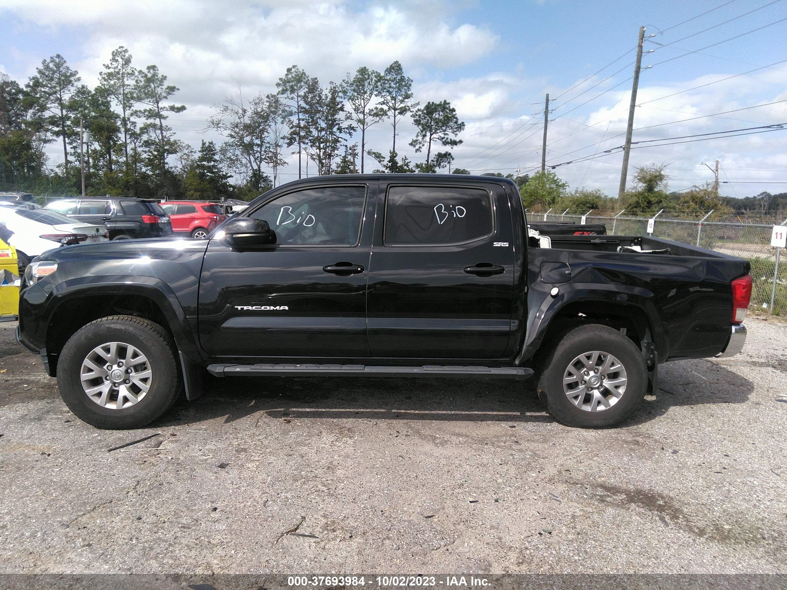 Photo 13 VIN: 5TFAZ5CN6HX052900 - TOYOTA TACOMA 