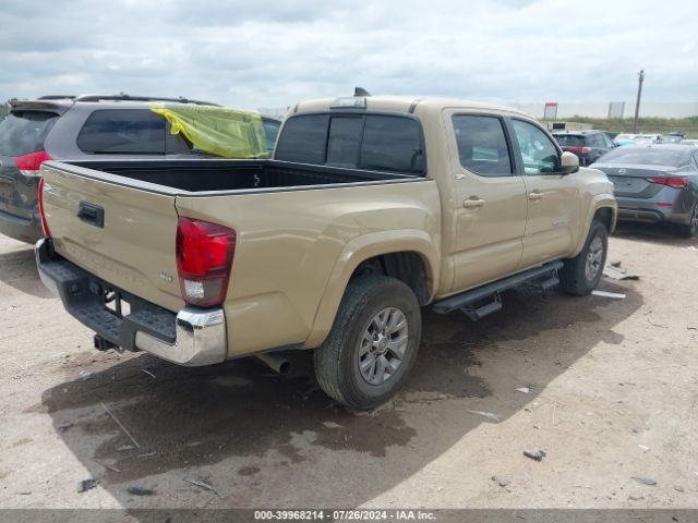 Photo 3 VIN: 5TFAZ5CN6JX063790 - TOYOTA TACOMA 