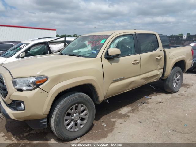 Photo 5 VIN: 5TFAZ5CN6JX063790 - TOYOTA TACOMA 