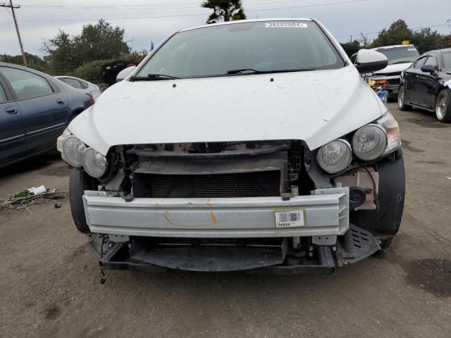 Photo 4 VIN: 5TFAZ5CN6JX068424 - CHEVROLET SONIC 