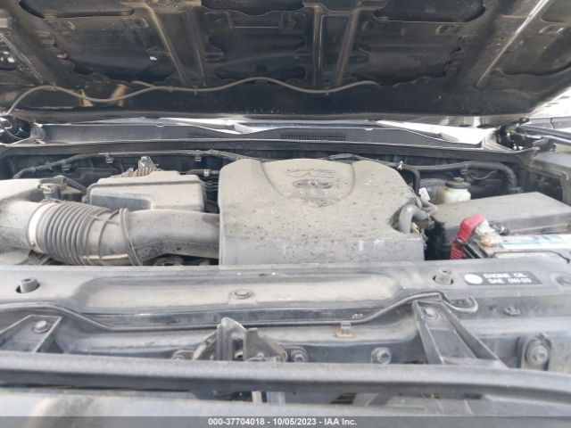 Photo 9 VIN: 5TFAZ5CN6JX068648 - TOYOTA TACOMA 