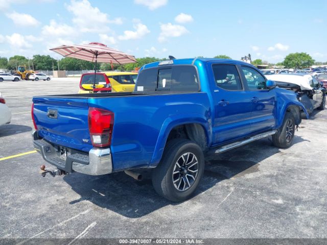 Photo 3 VIN: 5TFAZ5CN6JX068987 - TOYOTA TACOMA 