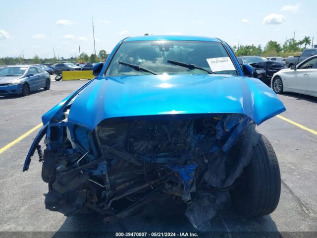 Photo 5 VIN: 5TFAZ5CN6JX068987 - TOYOTA TACOMA 