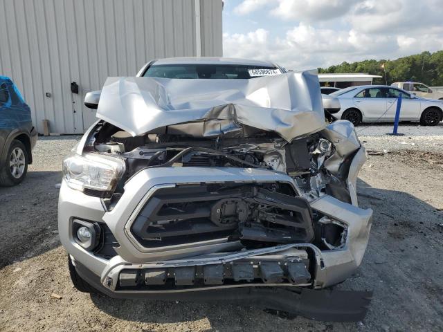 Photo 4 VIN: 5TFAZ5CN6MX103905 - TOYOTA TACOMA DOU 