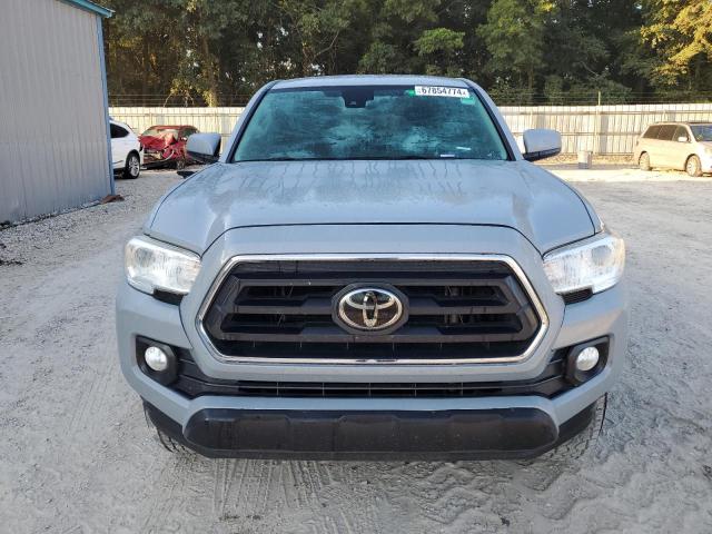 Photo 4 VIN: 5TFAZ5CN6MX103998 - TOYOTA TACOMA DOU 