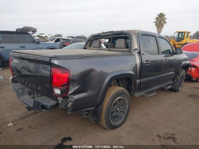 Photo 3 VIN: 5TFAZ5CN6MX107419 - TOYOTA TACOMA 