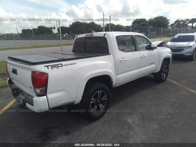 Photo 3 VIN: 5TFAZ5CN7HX026791 - TOYOTA TACOMA 