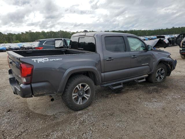 Photo 2 VIN: 5TFAZ5CN7JX054659 - TOYOTA TACOMA DOU 