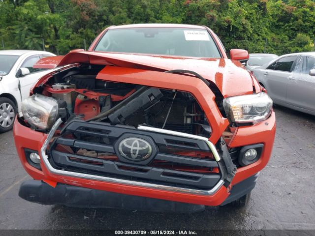 Photo 5 VIN: 5TFAZ5CN7JX058453 - TOYOTA TACOMA 