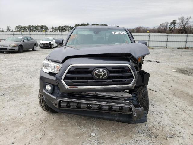 Photo 4 VIN: 5TFAZ5CN7KX076355 - TOYOTA TACOMA DOU 