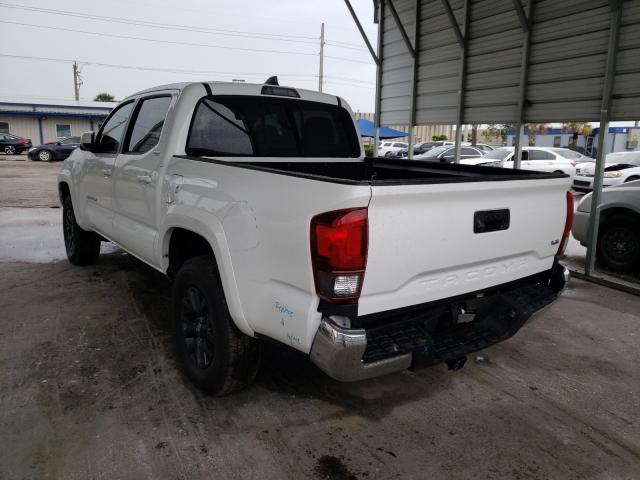 Photo 2 VIN: 5TFAZ5CN7MX110331 - TOYOTA TACOMA DOU 