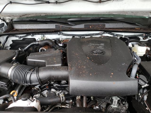 Photo 6 VIN: 5TFAZ5CN7MX110331 - TOYOTA TACOMA DOU 