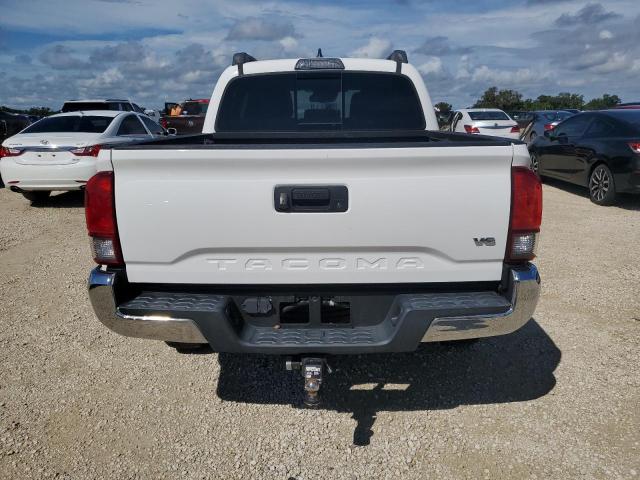 Photo 5 VIN: 5TFAZ5CN8JX071308 - TOYOTA TACOMA DOU 