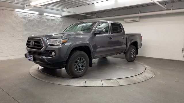 Photo 3 VIN: 5TFAZ5CN8MX097704 - TOYOTA TACOMA 2WD 