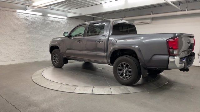 Photo 5 VIN: 5TFAZ5CN8MX097704 - TOYOTA TACOMA 2WD 