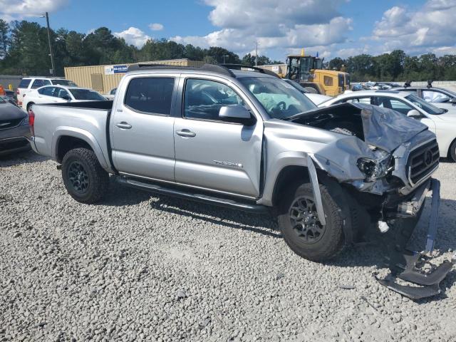 Photo 3 VIN: 5TFAZ5CN8MX098027 - TOYOTA TACOMA DOU 