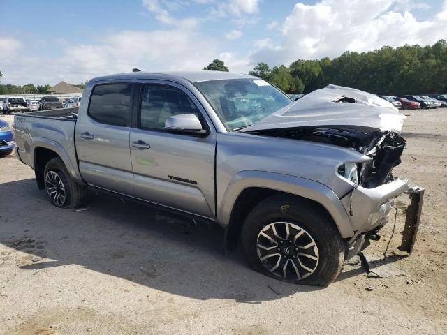 Photo 3 VIN: 5TFAZ5CN8MX111584 - TOYOTA TACOMA 