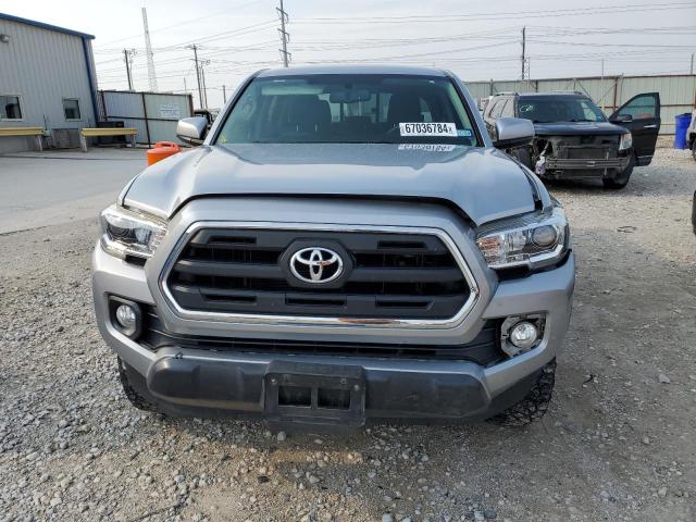 Photo 4 VIN: 5TFAZ5CN9HX052194 - TOYOTA TACOMA DOU 