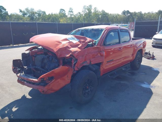 Photo 1 VIN: 5TFAZ5CN9JX055361 - TOYOTA TACOMA 