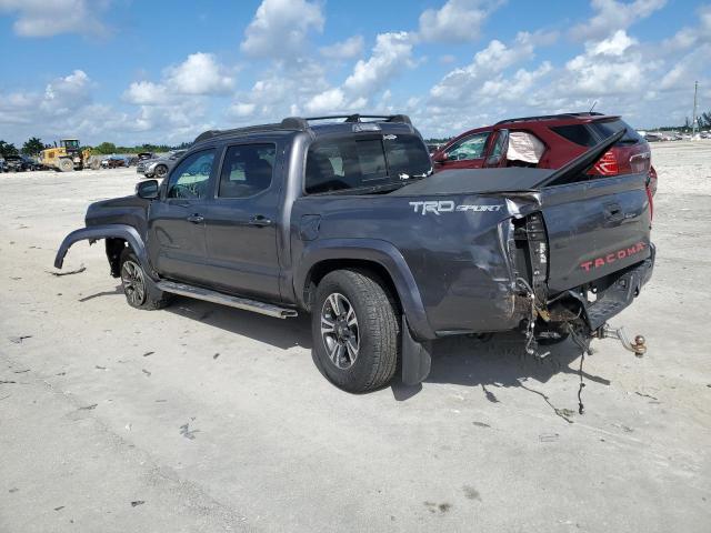 Photo 1 VIN: 5TFAZ5CN9JX056865 - TOYOTA TACOMA DOU 