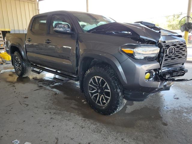 Photo 3 VIN: 5TFAZ5CN9MX110699 - TOYOTA TACOMA DOU 