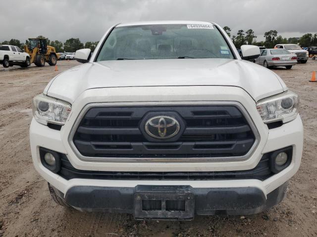 Photo 4 VIN: 5TFAZ5CNXKX083249 - TOYOTA TACOMA DOU 