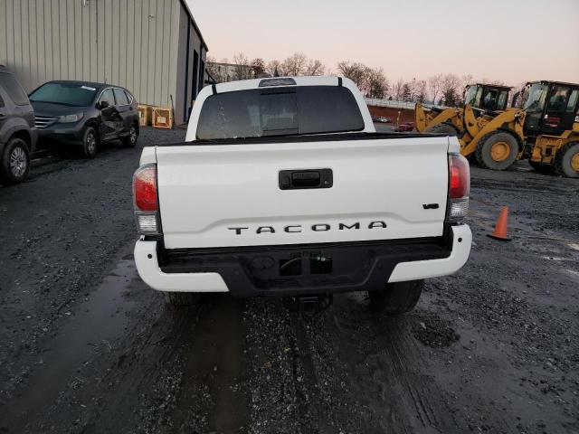 Photo 5 VIN: 5TFAZ5CNXMX104376 - TOYOTA TACOMA DOU 