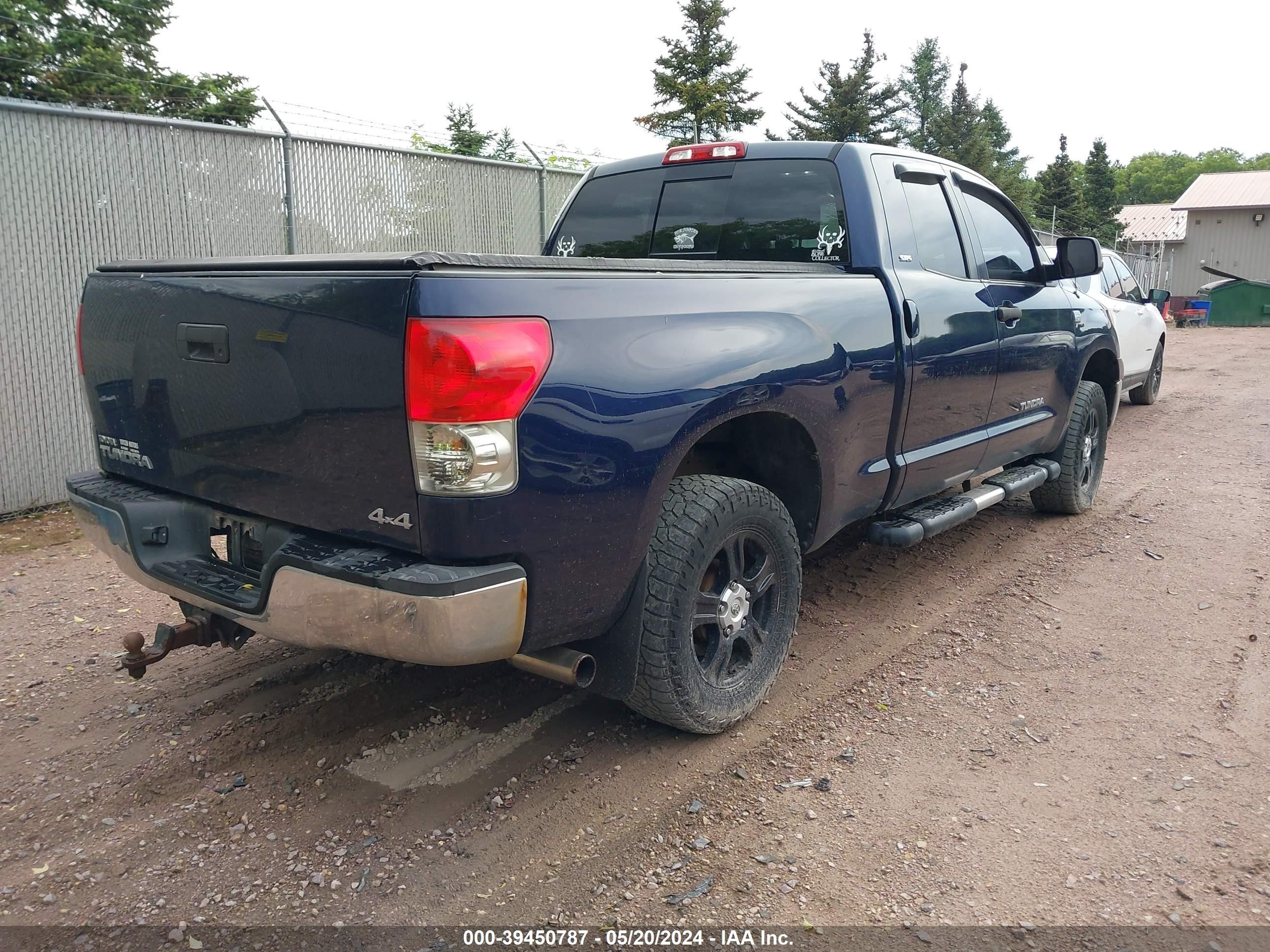 Photo 3 VIN: 5TFBT54108X010529 - TOYOTA TUNDRA 