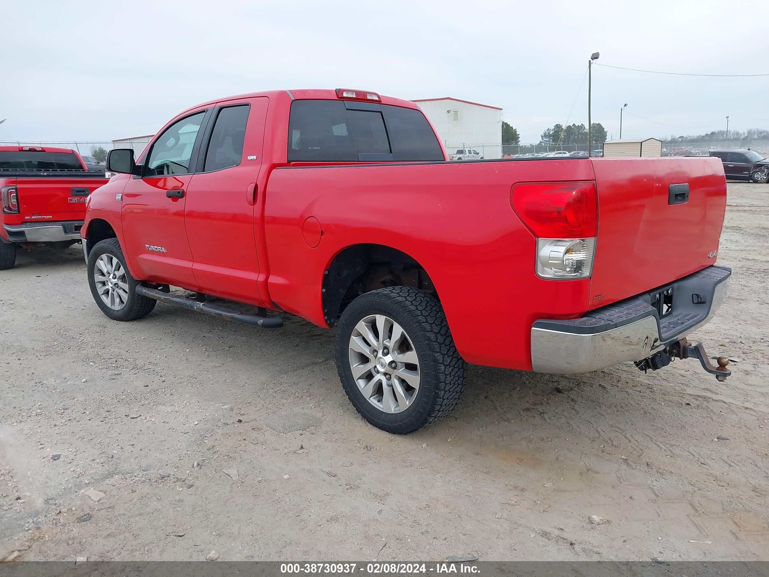 Photo 2 VIN: 5TFBT54127X005539 - TOYOTA TUNDRA 