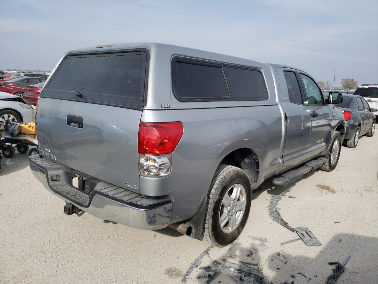 Photo 2 VIN: 5TFBV54107X005128 - TOYOTA TUNDRA 