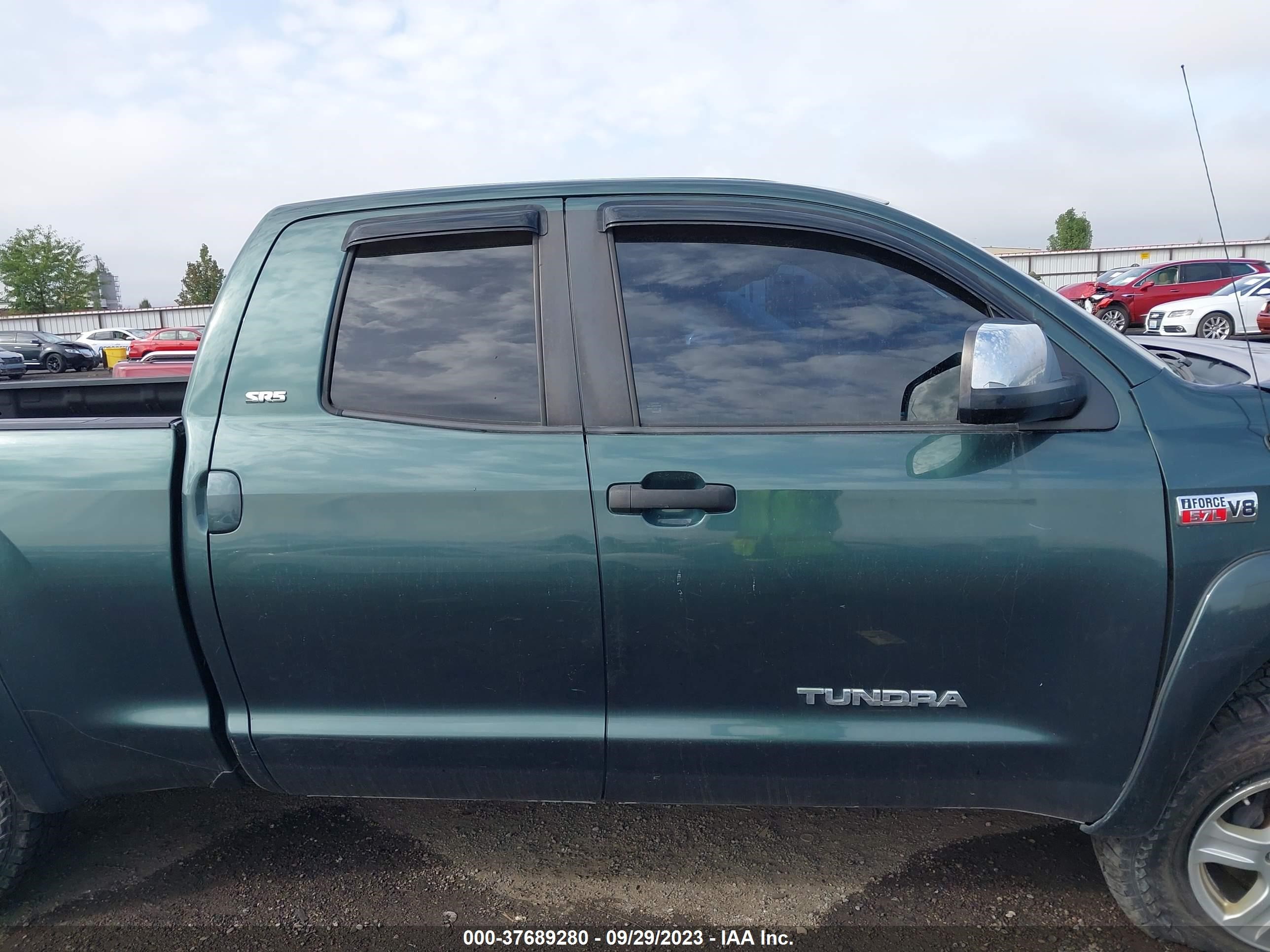 Photo 12 VIN: 5TFBV54117X029535 - TOYOTA TUNDRA 