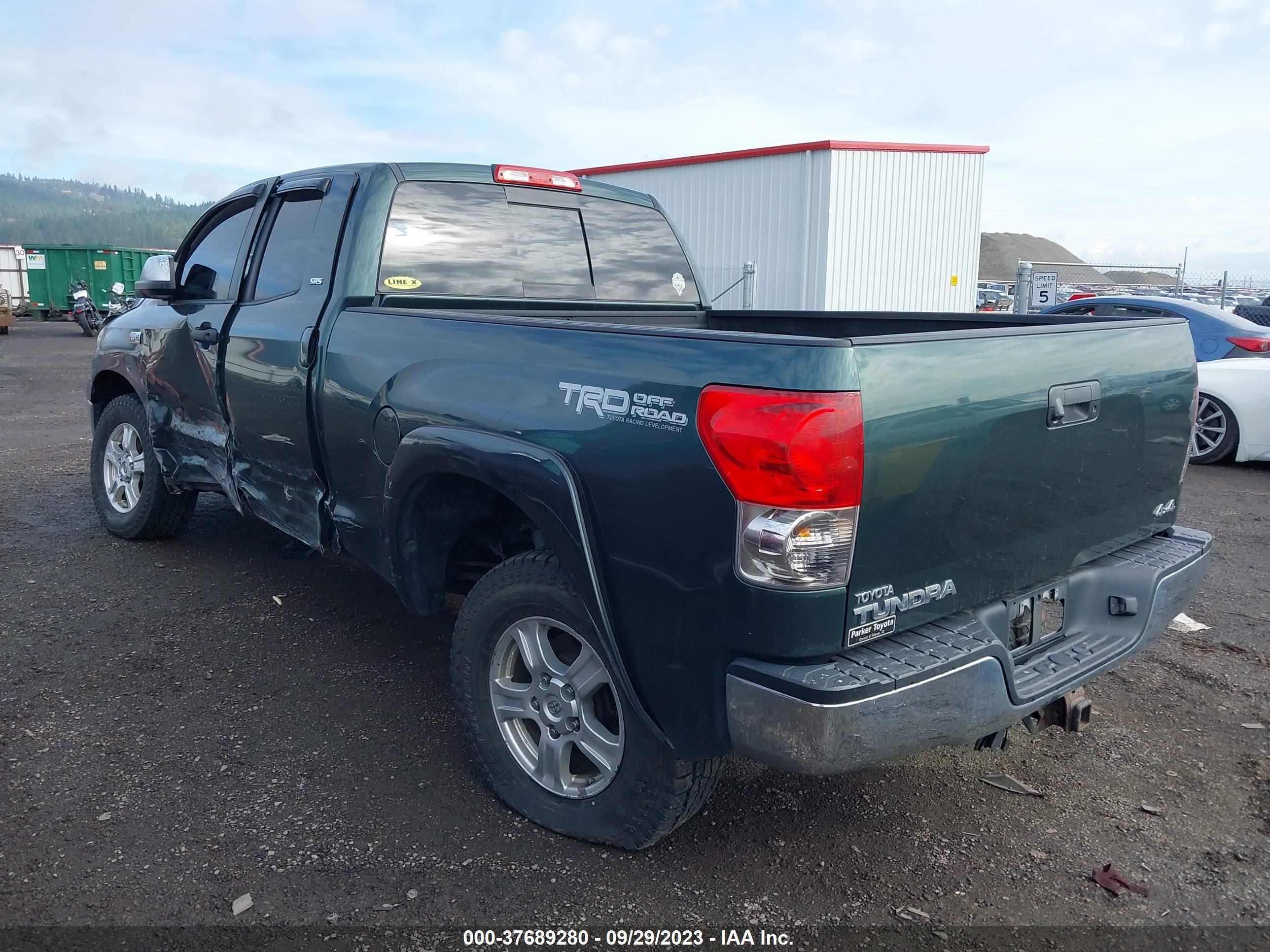 Photo 2 VIN: 5TFBV54117X029535 - TOYOTA TUNDRA 