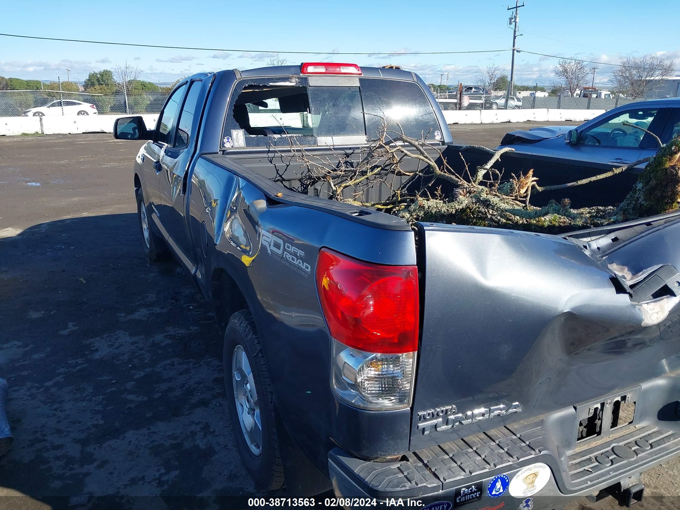 Photo 5 VIN: 5TFBV54117X030782 - TOYOTA TUNDRA 