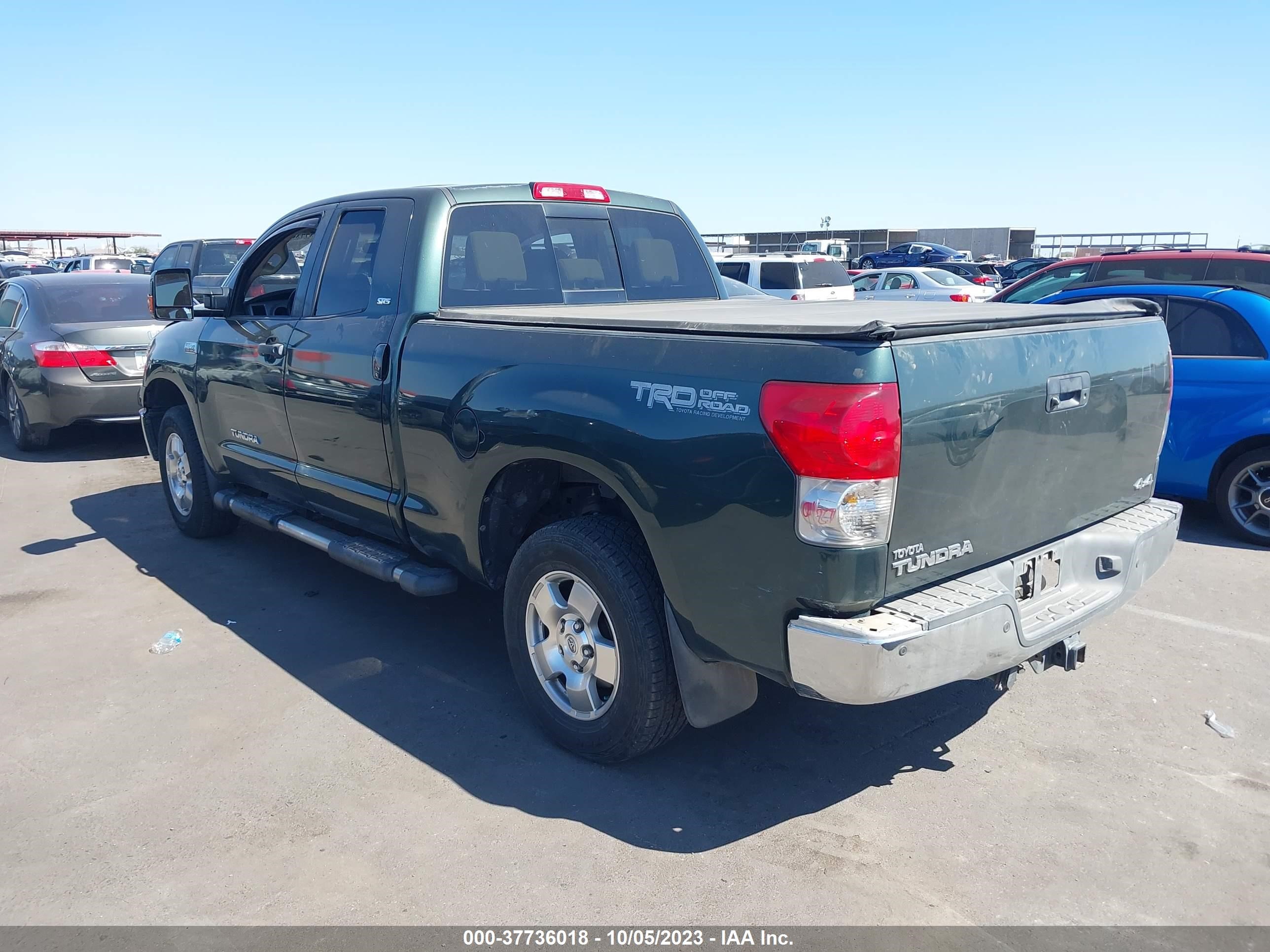 Photo 2 VIN: 5TFBV54118X048958 - TOYOTA TUNDRA 