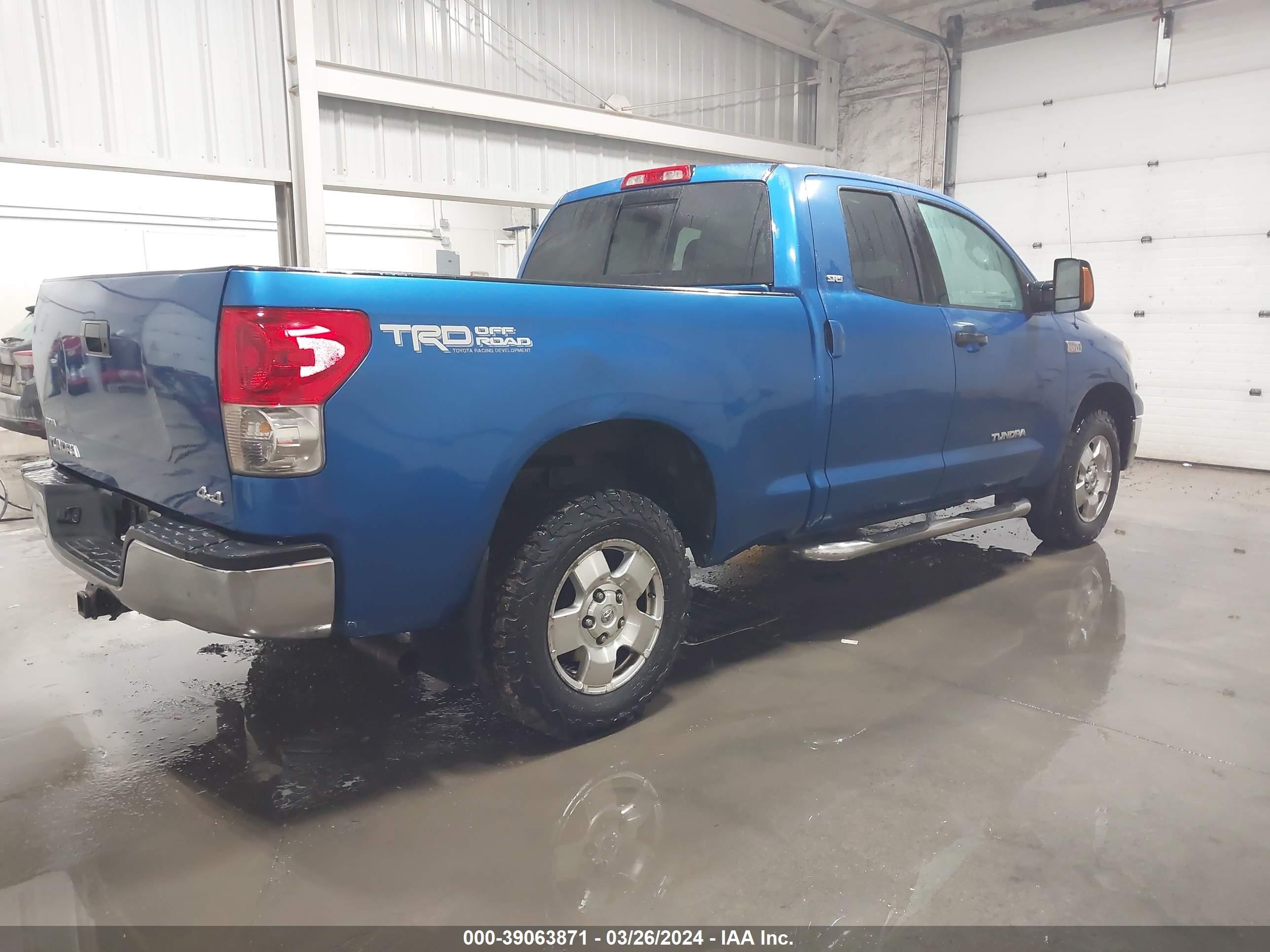 Photo 3 VIN: 5TFBV54147X025351 - TOYOTA TUNDRA 