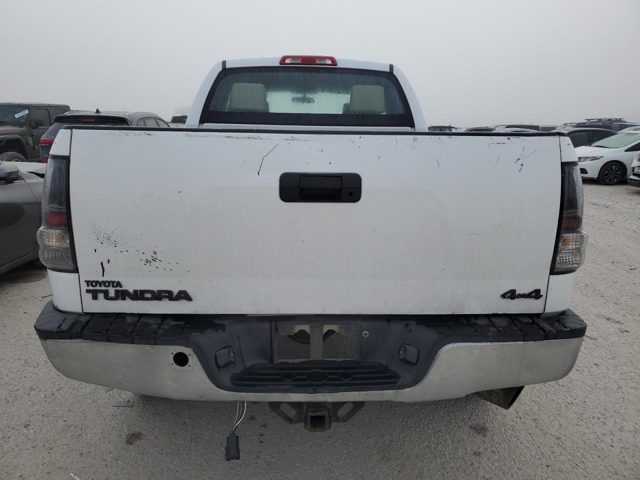 Photo 5 VIN: 5TFBV54148X057833 - TOYOTA TUNDRA 