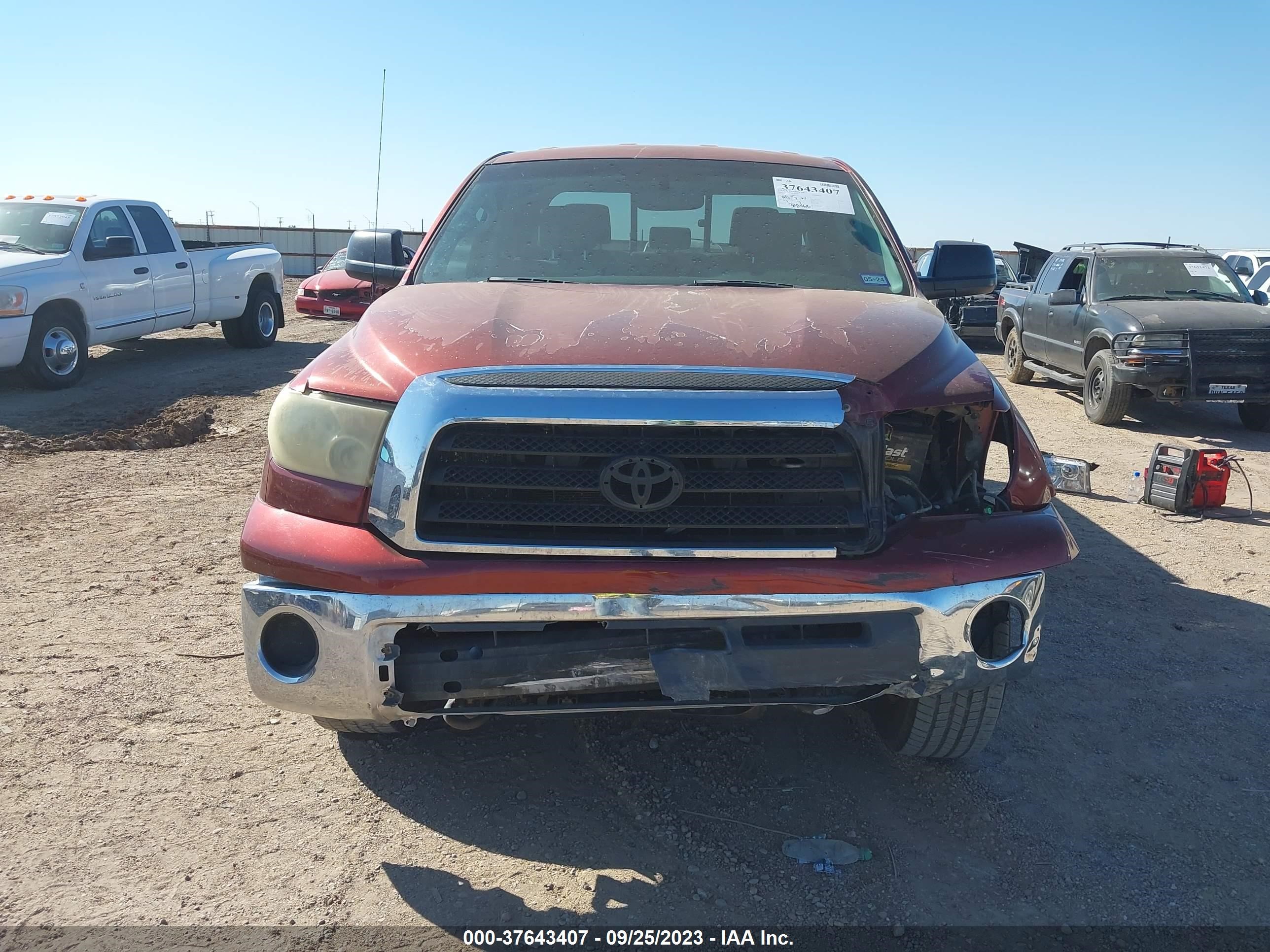 Photo 12 VIN: 5TFBV54157X022376 - TOYOTA TUNDRA 