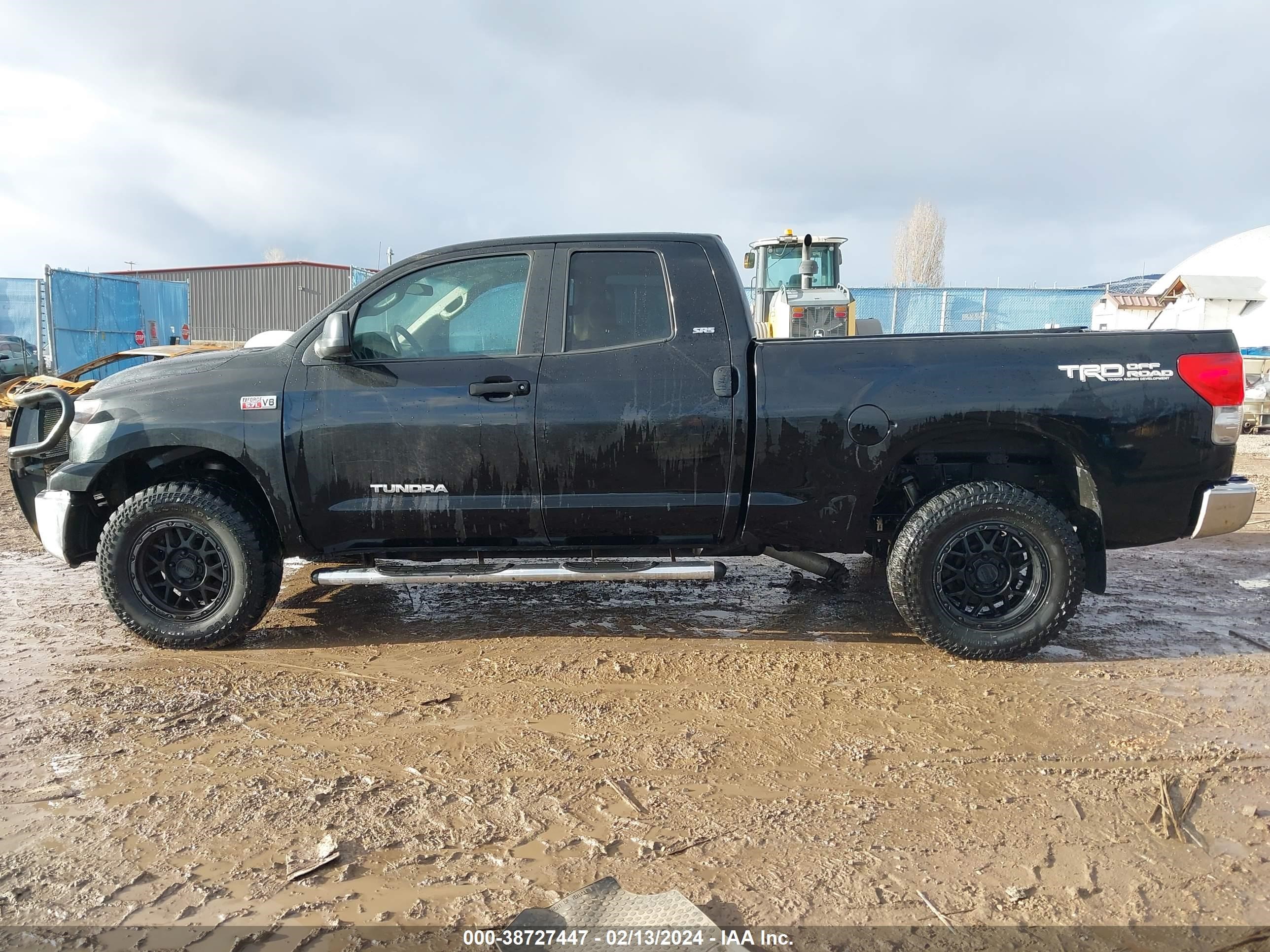 Photo 14 VIN: 5TFBV541X8X072188 - TOYOTA TUNDRA 