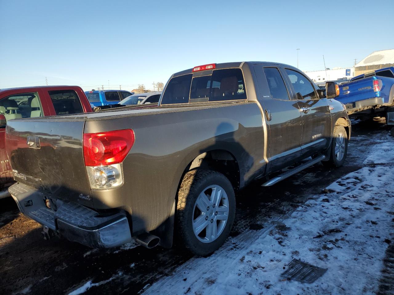 Photo 2 VIN: 5TFBV58117X003379 - TOYOTA TUNDRA 