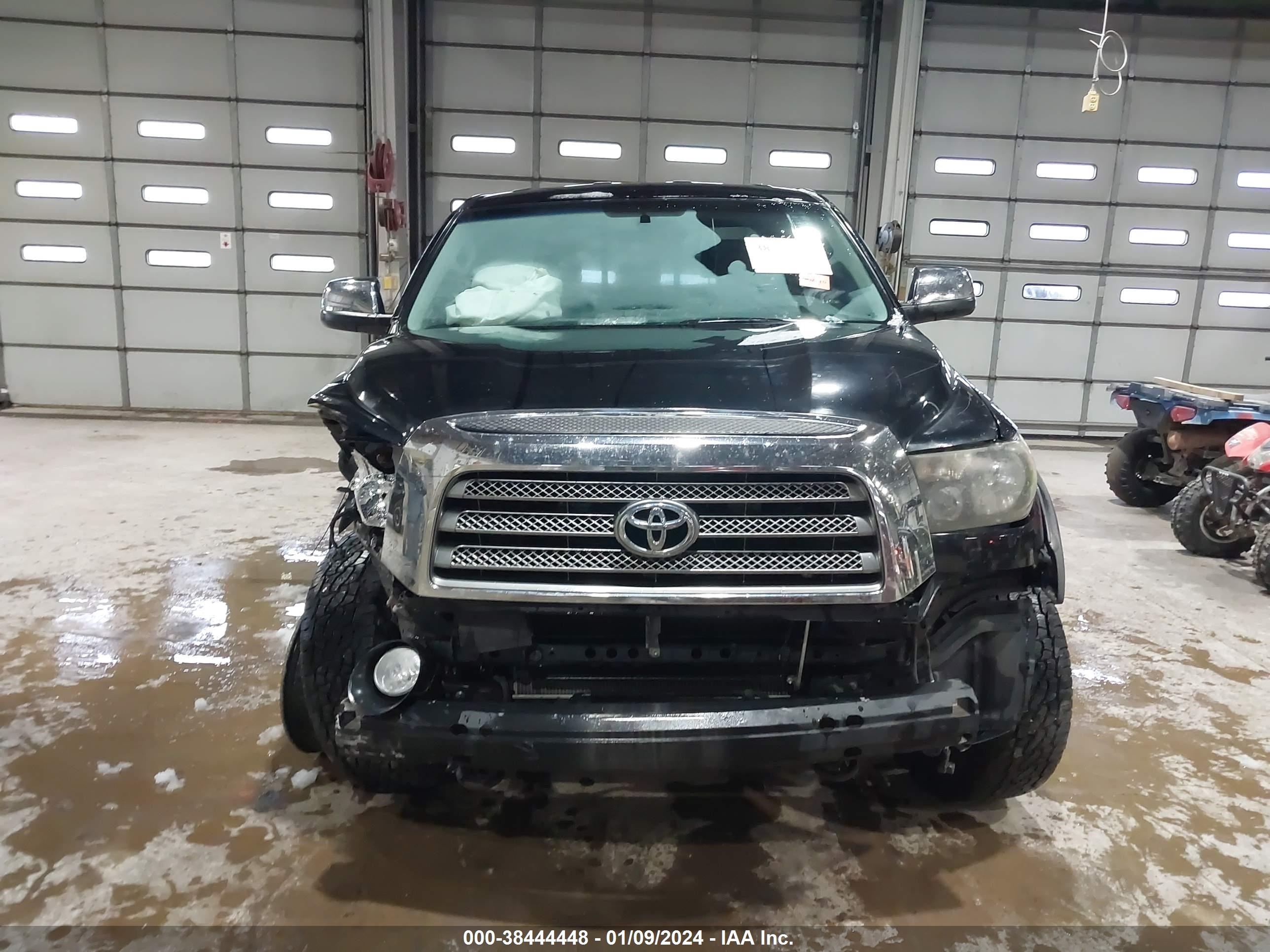 Photo 12 VIN: 5TFBV58137X026565 - TOYOTA TUNDRA 